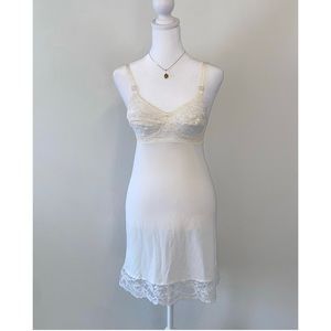 Vintage White Coquette Whimsygoth Lace Midi Lace Slip Dress. Size Small.